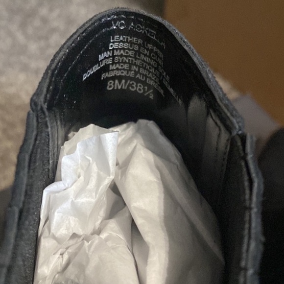 Vince Camuto Ackella Booties - Picture 6 of 7